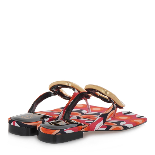 FLAT SANDALS