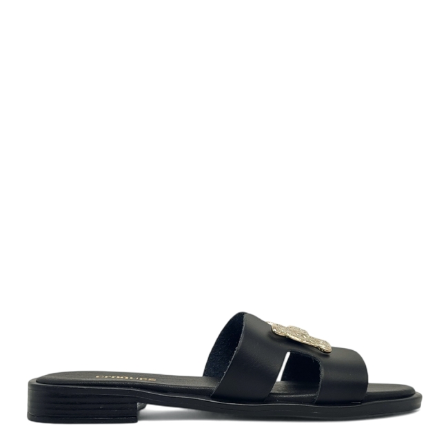 FLAT SANDALS