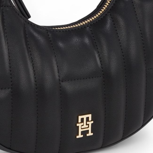 TH FEMININE MOON CROSSOVER