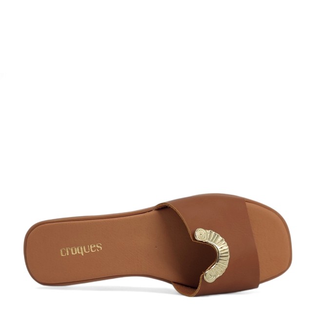 FLAT SANDALS