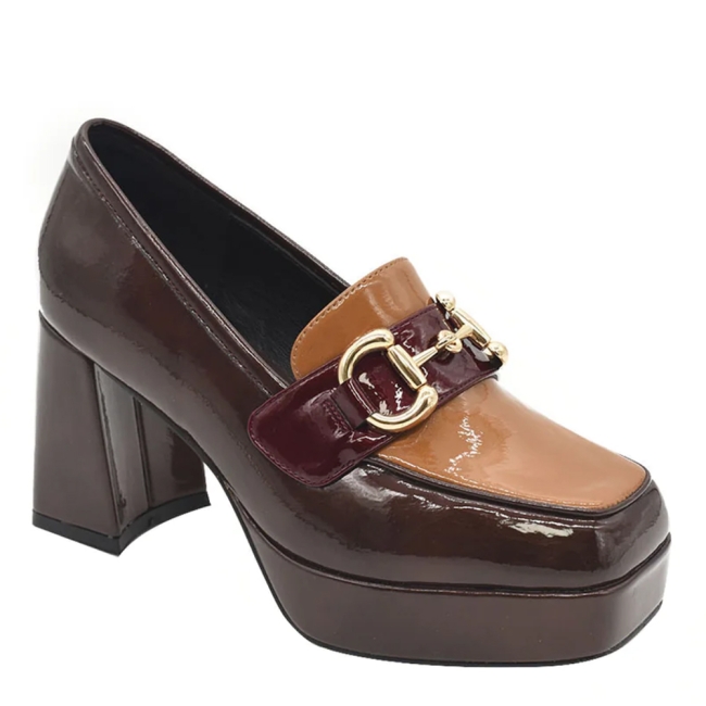 HEELED LOAFER