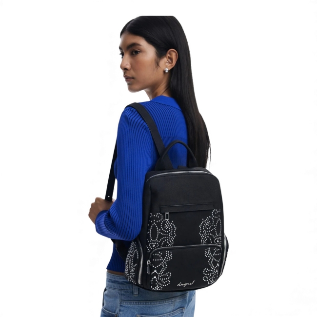 POKER FACE CHESTER MINI