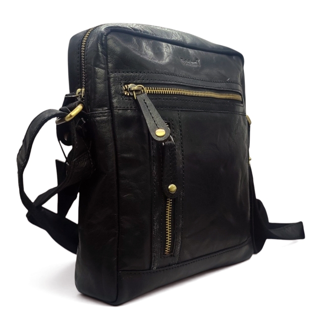 CROSSBODY
