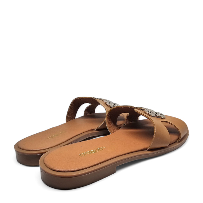 FLAT SANDALS