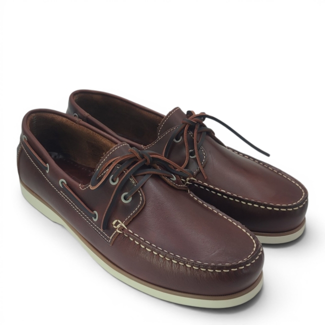 MOCCASINES