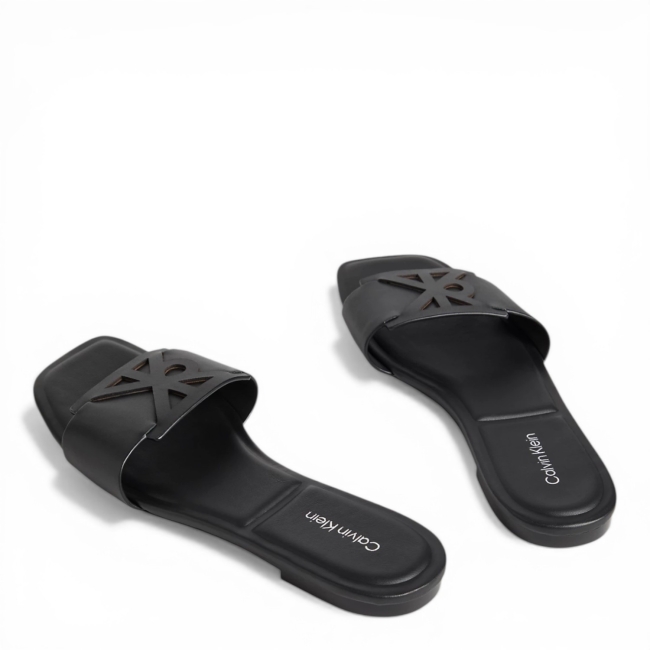 SQUARE FLAT SANDAL EMBLEM