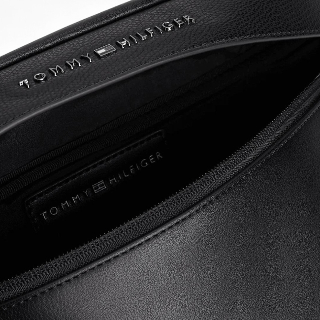TH CORP BUMBAG