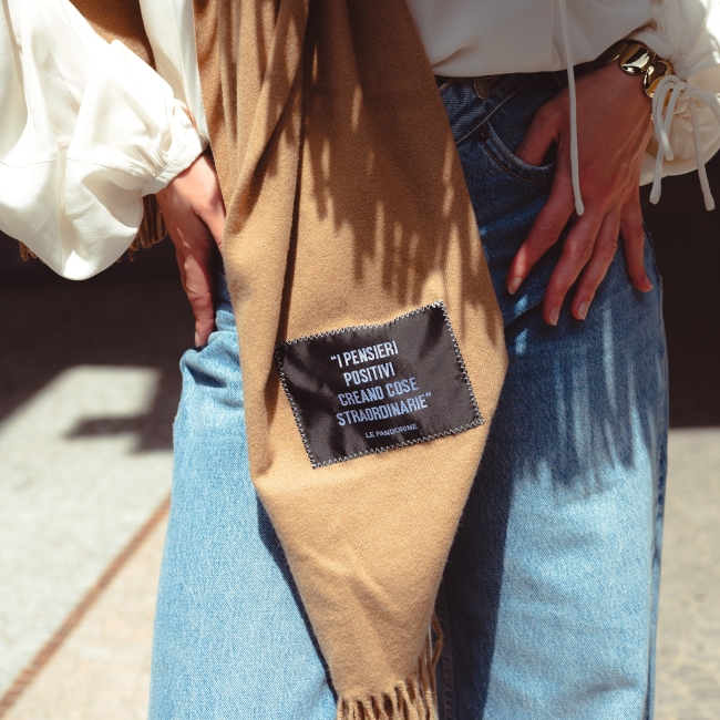 PILA SCARF