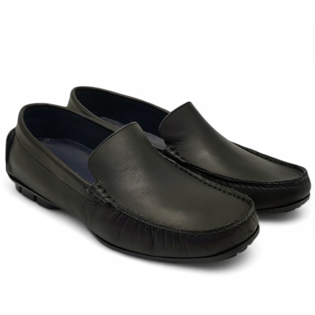 MOCCASINES