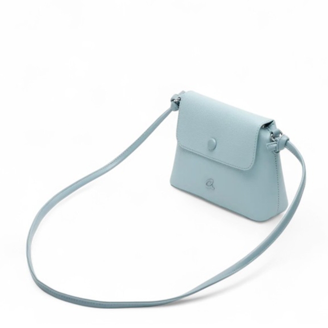 CROSSBODY