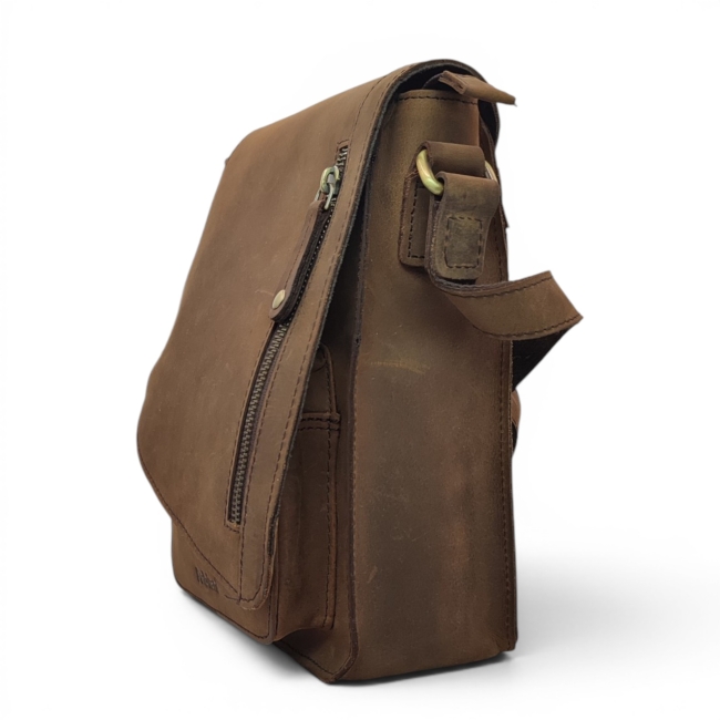 CROSSBODY