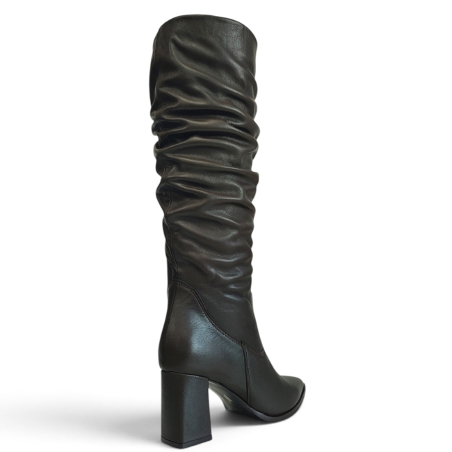 LEATHER COLLECTION