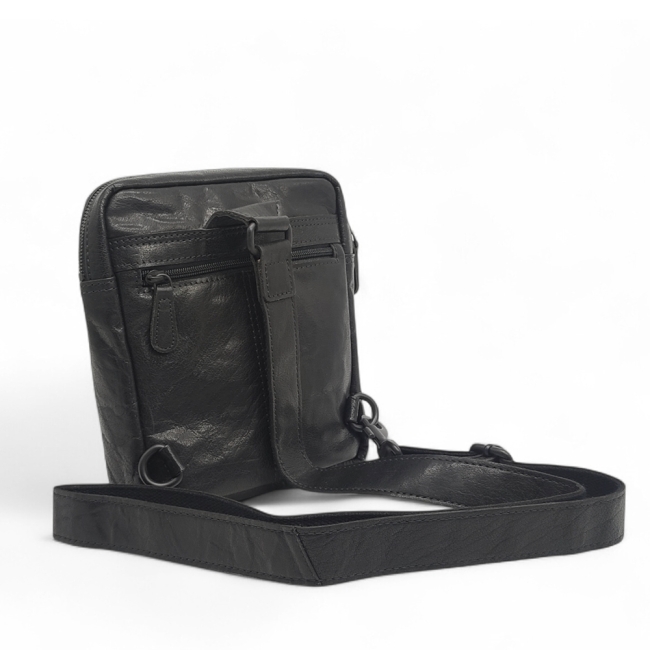 CROSSBODY