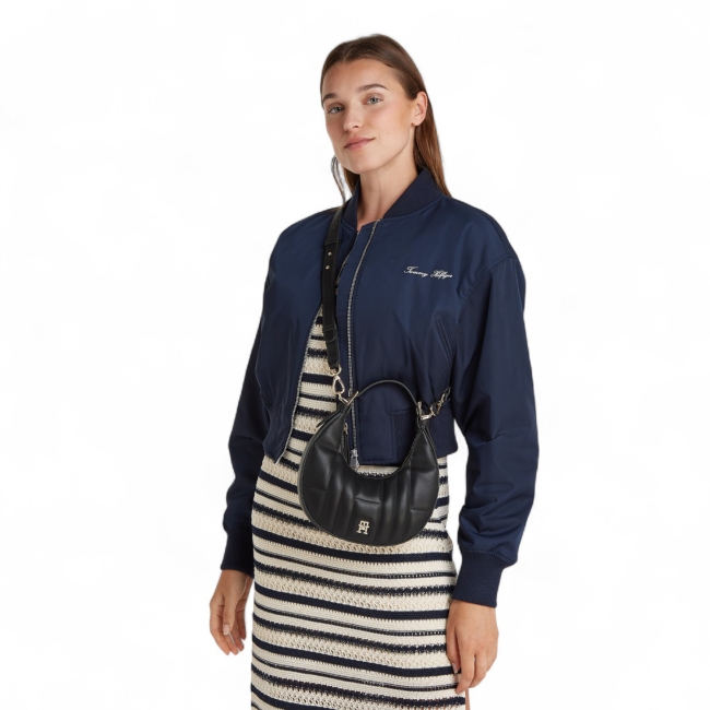 TH FEMININE MOON CROSSOVER