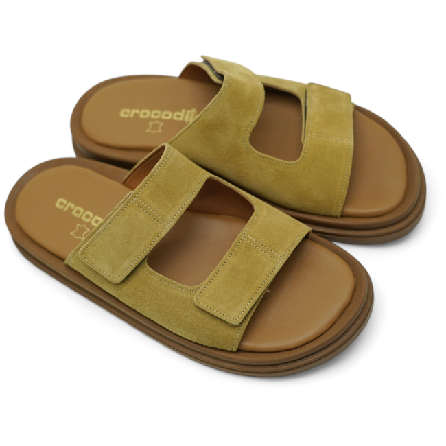 FLAT SANDALS