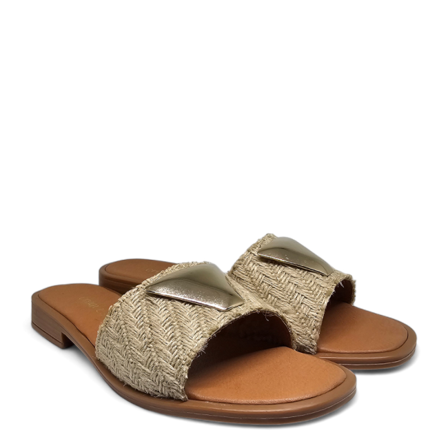 FLAT SANDALS