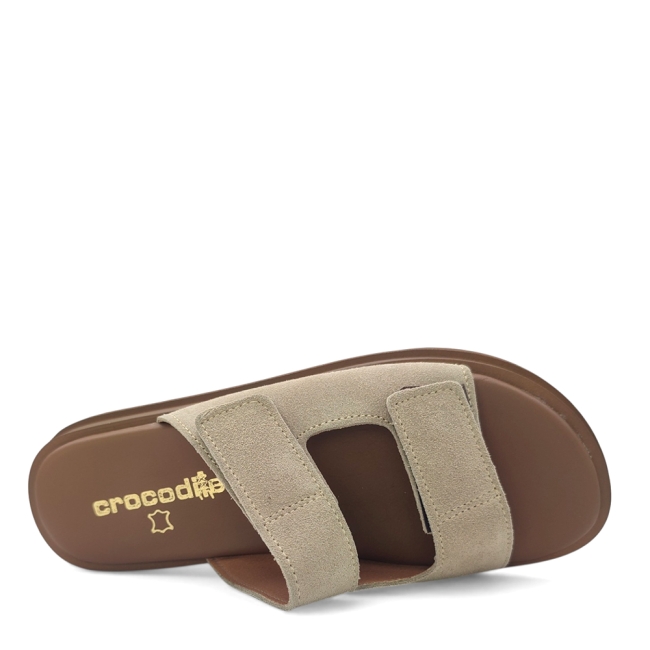 FLAT SANDALS