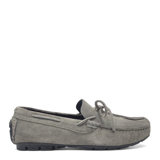 MOCCASINES