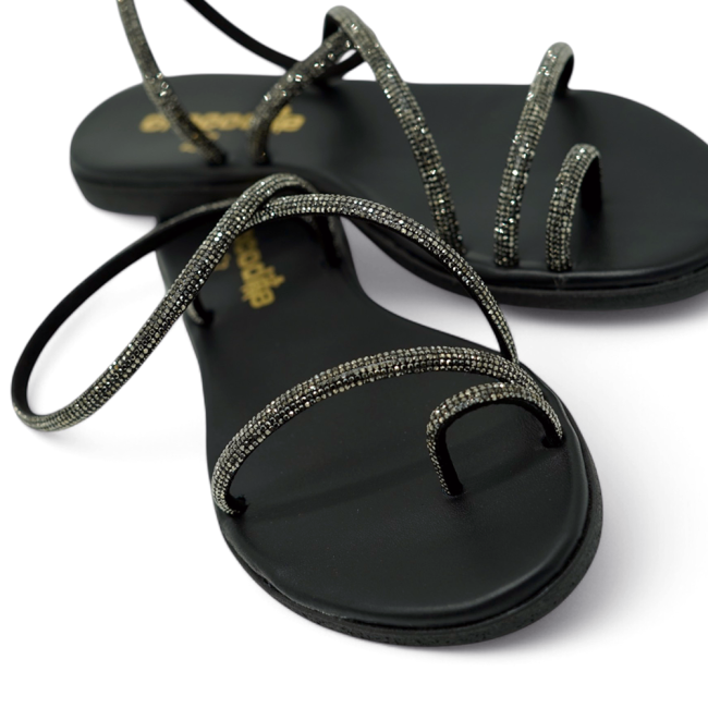FLAT SANDALS