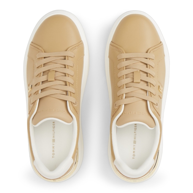 TH CHIC PLATFORM