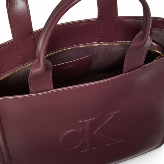 RAISED CK MEDIUM TOTE