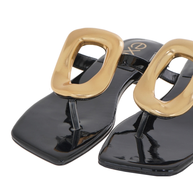 FLAT SANDALS