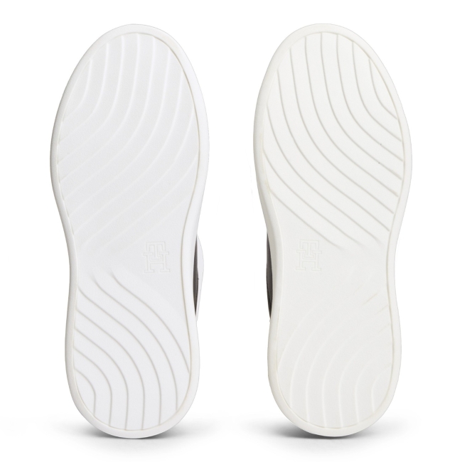 TH CHIC PLATFORM