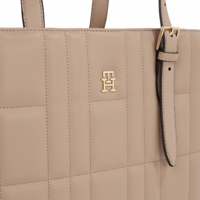 TH FEMININE TOTE