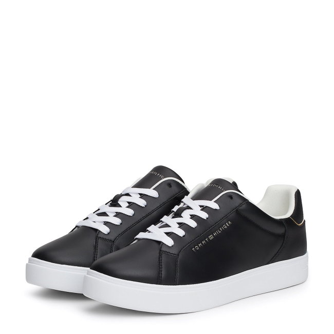 ESSENTIAL COURT SNEAKER