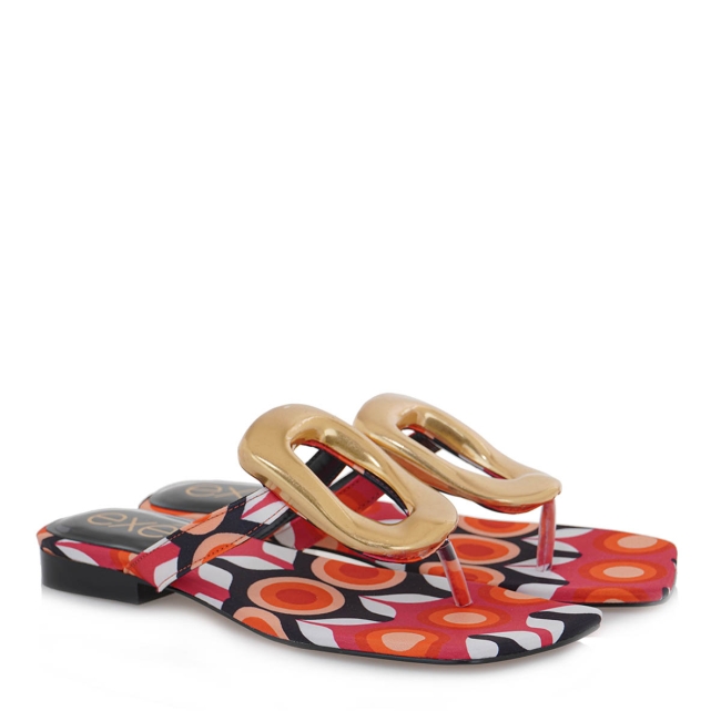 FLAT SANDALS