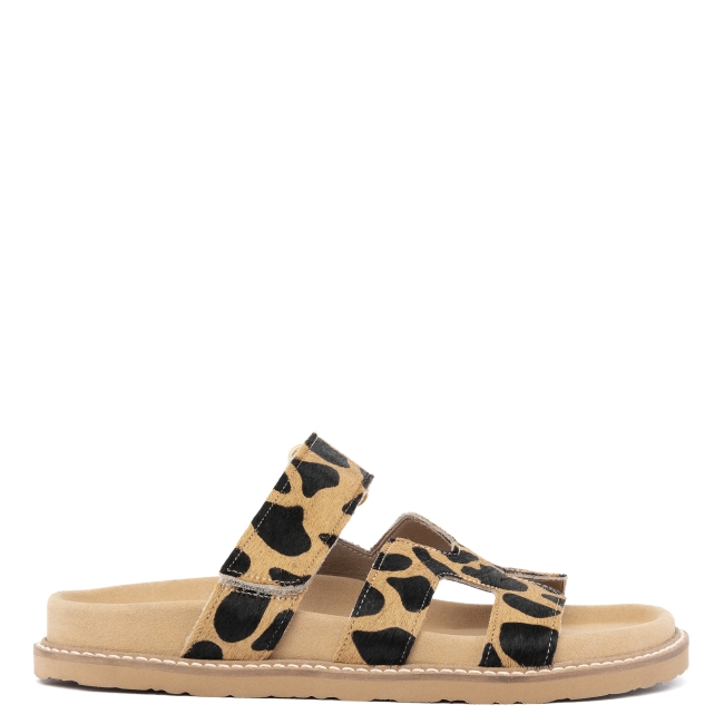 FLAT SANDALS