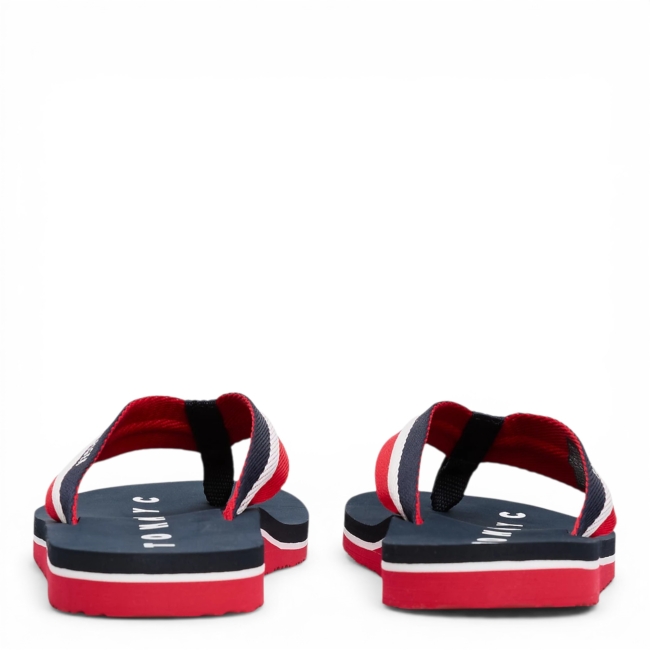 TOMMY LOVES NY BEACH