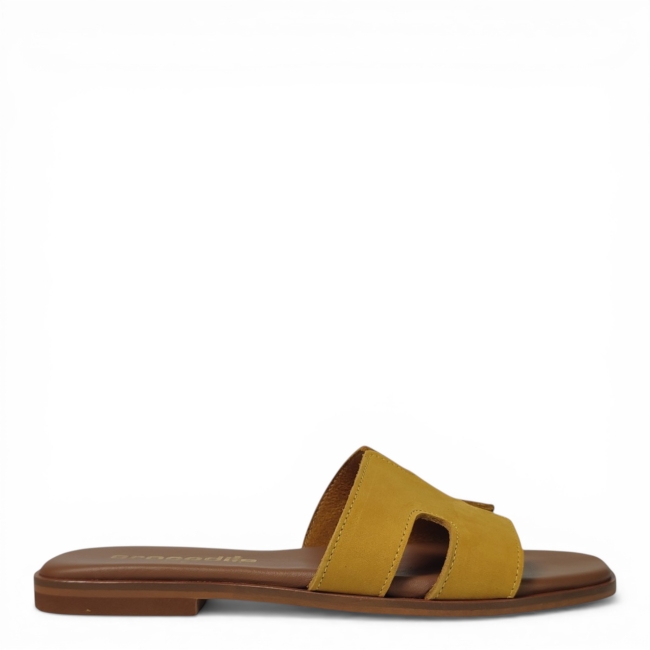 FLAT SANDALS