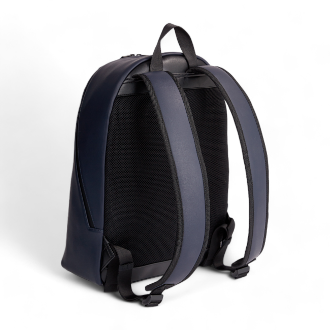 TH ESS CORP DOME BACKPACK