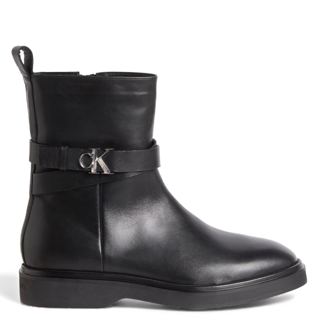 ANKLE BOOT W/ METAL LOGO