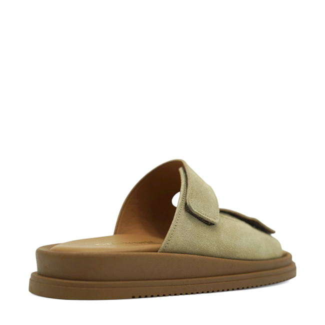 FLAT SANDALS