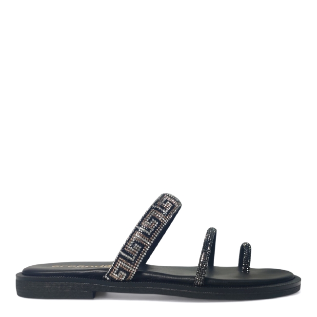 FLAT SANDALS