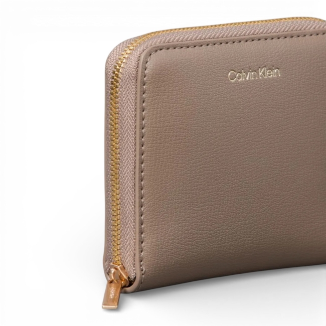 FOIL LOGO MEDIUM ZIP AROUND