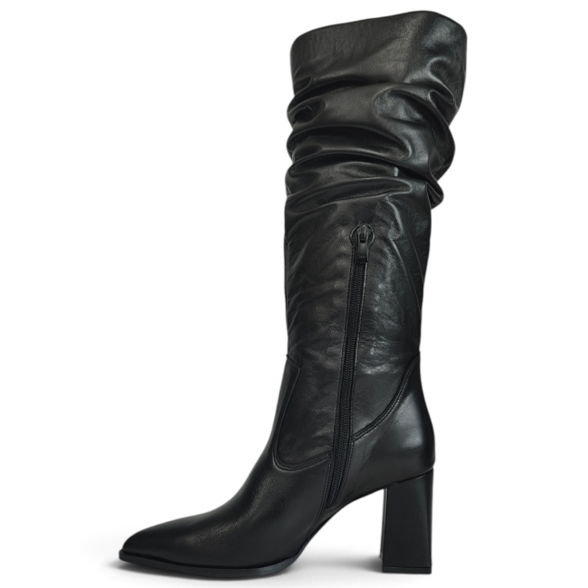 LEATHER COLLECTION