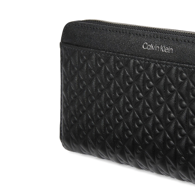 EMBOSSED AOP LONG ZIP AROUND