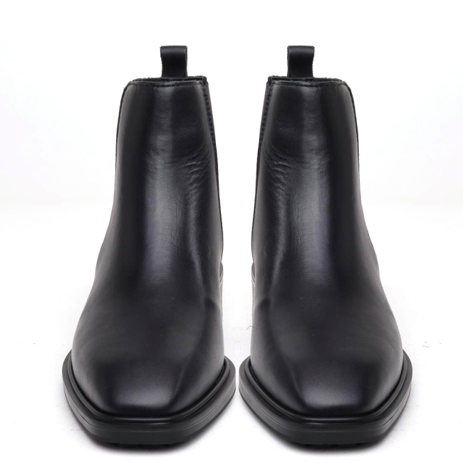 CHELSEA BOOT