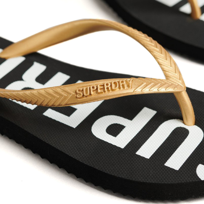 CODE ESSENTIAL FLIP FLOP