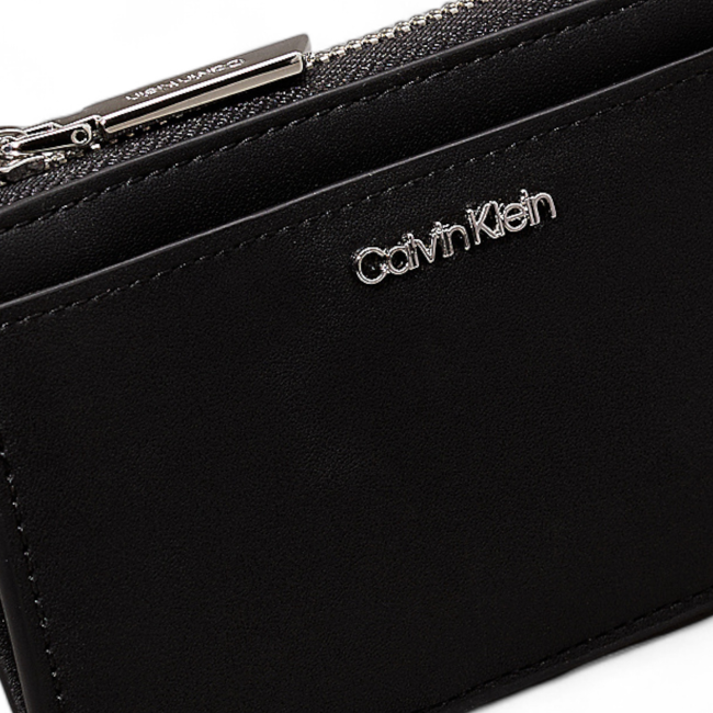 CK MUST CARDHOLDER