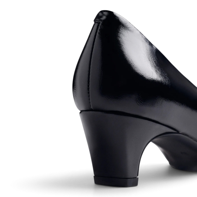 PUMPS