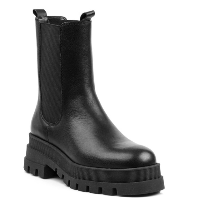 CHELSEA BOOT