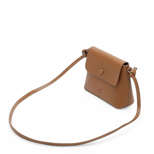 CROSSBODY