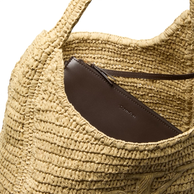 BOLD CK RAFFIA LG SHOULDER BAG