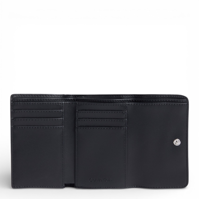 CK MUST AOP SMALL TRIFOLD W ZI