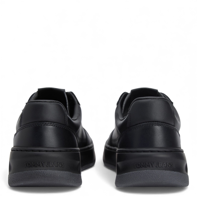 THE CHELSEA SNEAKER LACE UP