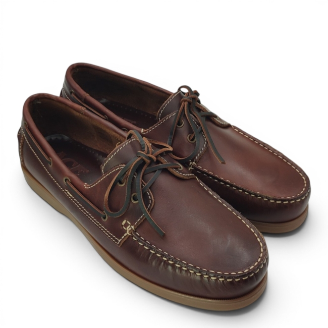 MOCCASINES